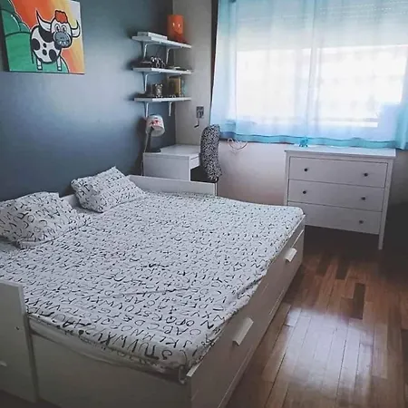 2 Bedroom Apartment Close To Airport With Pool & Gym *